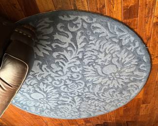 Round Rug 