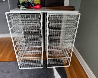 Storage Units with top 