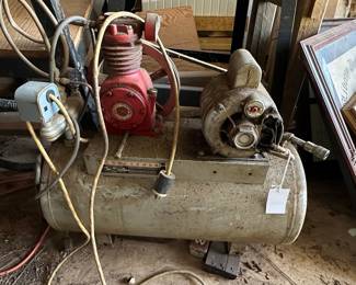 Craftsman Piston Air Compressor