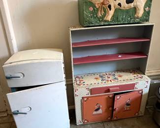 Vintage Wolverine Tin Litho Toy Kitchenette Set