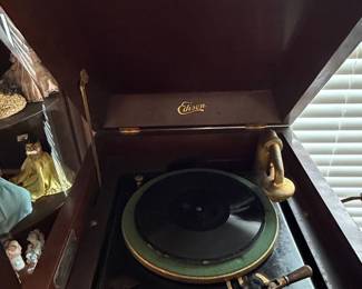 Edison C150 Diamond Disc Phonograph