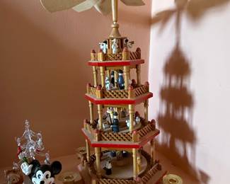 Lillian Vernon 3-Tier Nativity Christmas Pyramid