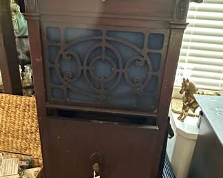 Edison Diamond Disc Phonograph