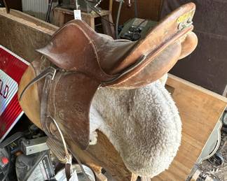Vintage Stubben Siegfried English Saddle
