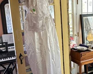 Vintage 1980s White Satin and Lace Wedding Dress