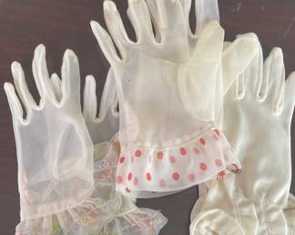 Child’s’ gloves