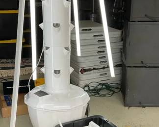 Tower garden hydroponic standing garden