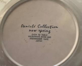 Name on the everyday China.