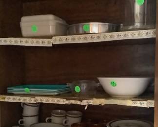 Another full set of everyday China.