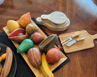 Wooden Fruit assortment