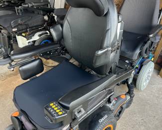 Quickie Q700 M Power Wheelchair