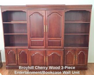 Broyhill Cherry Wood Piece Entertainment or Bookcase Wall Unit