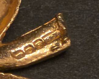 9 kt Gold Shamrock Charm