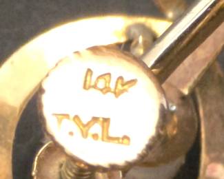 14kt Yellow Gold Double Pearl Screw Back Earrings