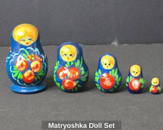 Matryoshka Doll Set
