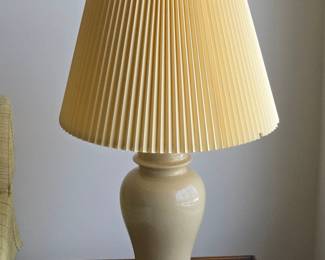 Vintage Ceramic Ginger Jar Table Lamp with Pleated Shade