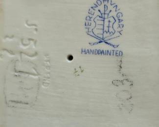 Herend Porcelain Matyo Madonna and Child Figurine