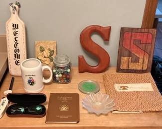 Various Home Decor Items