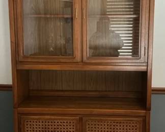 Mid Century Modern China Hutch UFI