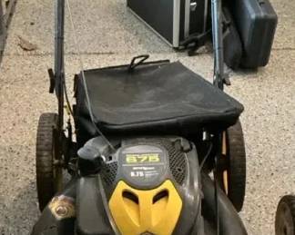 Brute 22 Inch Self Propelled Lawn Mower