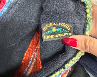 Quichua Vision Handicrafts, 100% sheep wool.