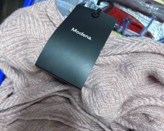 New with tags (NWT) shawl  MODENA