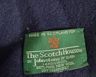 Johnstons of Elgin- Lambswool / 100% Pure New Wool scarf 