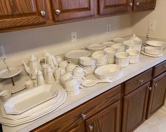 Pfaltzgraff Heritage White China