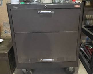 Kennedy Manufacturing Co. 2 Drawer Rolling Tool Cabinet