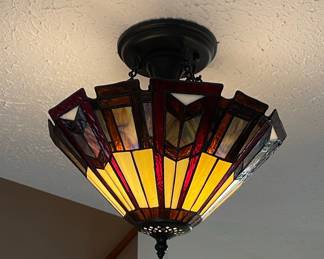 Tiffany-Style Stained Glass Semi-Flush Mount Ceiling Light Fixture