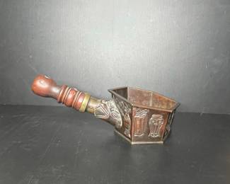 Vtg Silk Iron with Carved Wood Handle