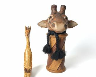 Wood Giraffe shelf Sitter & Giraffe Figurines