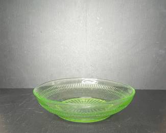 Green Uranium Glass "Huckabee" Pattern Bowl