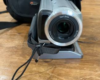 Sony Handycam DCR-SR42 30GB Hard Disk Drive Camcorder with Dock & Lowepro Bag