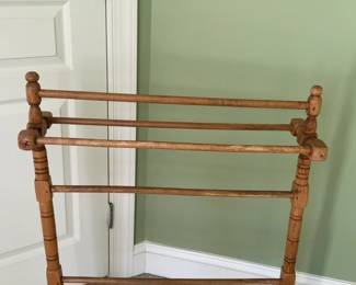 Spindle Wooden Towel or Quilt Rack (34” x 25”)