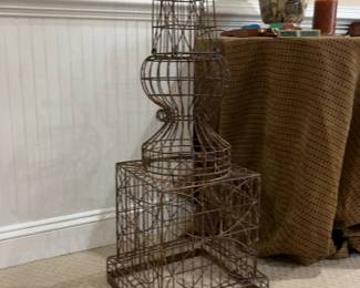 Rustic Metal Wire Obelisk Topiary Frame