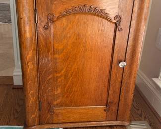 Antique Tiger Oak Sewing Machine Cabinet