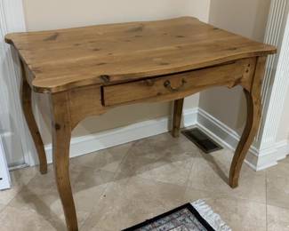 Rustic Solid Pine Single-Drawer Desk with Cabriole Legs