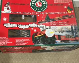 Lionel Ready-to-Run O-27 Gauge Christmas Train Set 6-21944