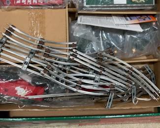 Lionel Ready-to-Run O-27 Gauge Christmas Train Set 6-21944