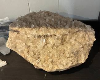 Quartz crystal cluster