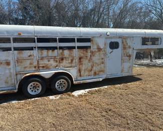 Four horse Trailer
