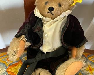 Quality Vintage & Antique Steiff Collection W/ Dozens Of Different Styles Available!