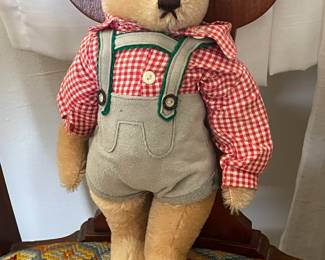 Quality Vintage & Antique Steiff Collection W/ Dozens Of Different Styles Available!