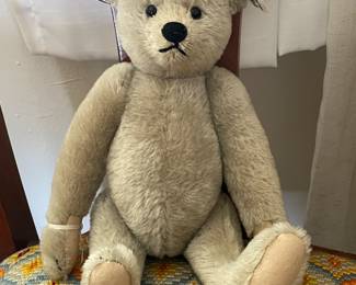 Quality Vintage & Antique Steiff Collection W/ Dozens Of Different Styles Available!