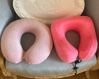 Neck Pillows