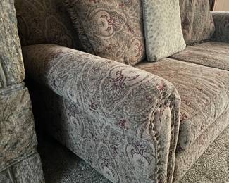 Upholstered Love Seat W/ Nail Head Trim