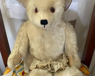 Quality Vintage & Antique Steiff Collection W/ Dozens Of Different Styles Available!