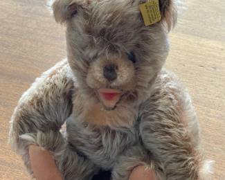 Quality Vintage & Antique Steiff Collection W/ Dozens Of Different Styles Available!