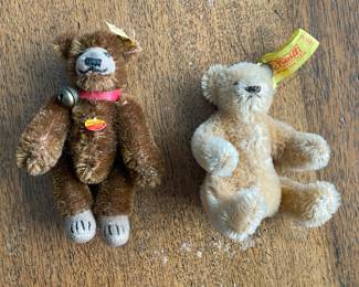 Quality Vintage & Antique Steiff Collection W/ Dozens Of Different Styles Available!